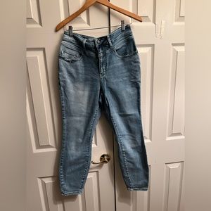 Comfy Judy Blue stretch jeans